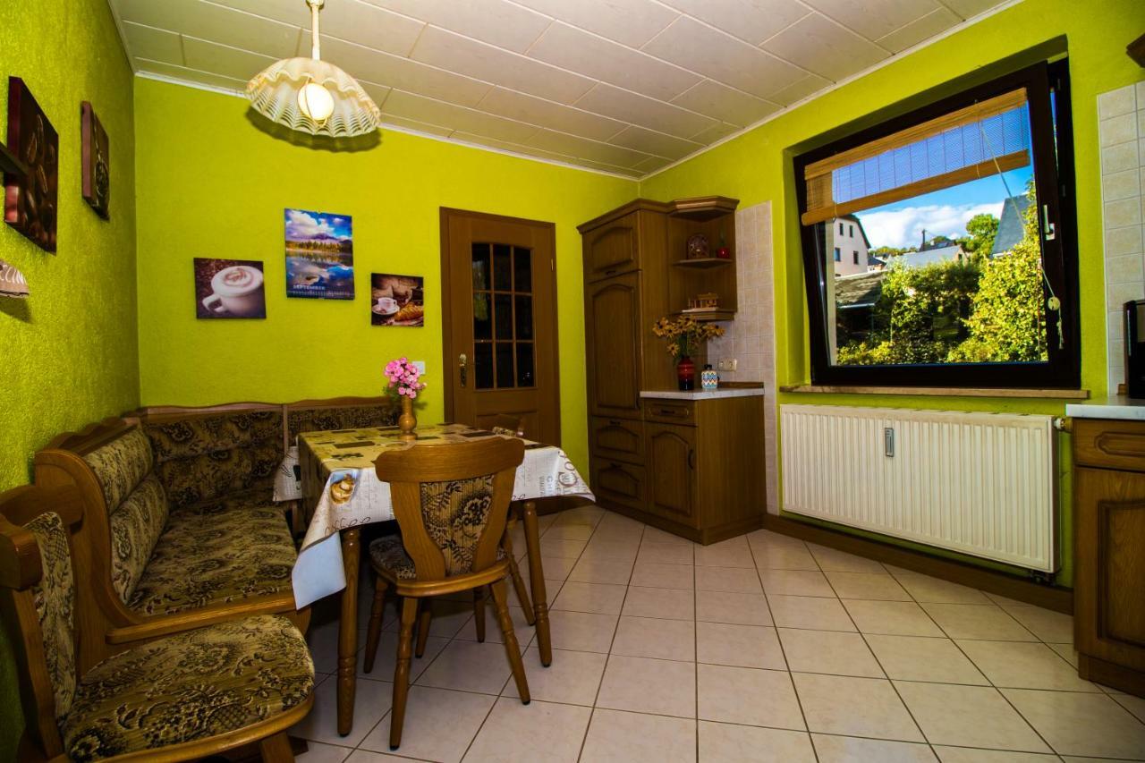 Am Balkon Des Erzgebirges Bernsbach Exterior foto